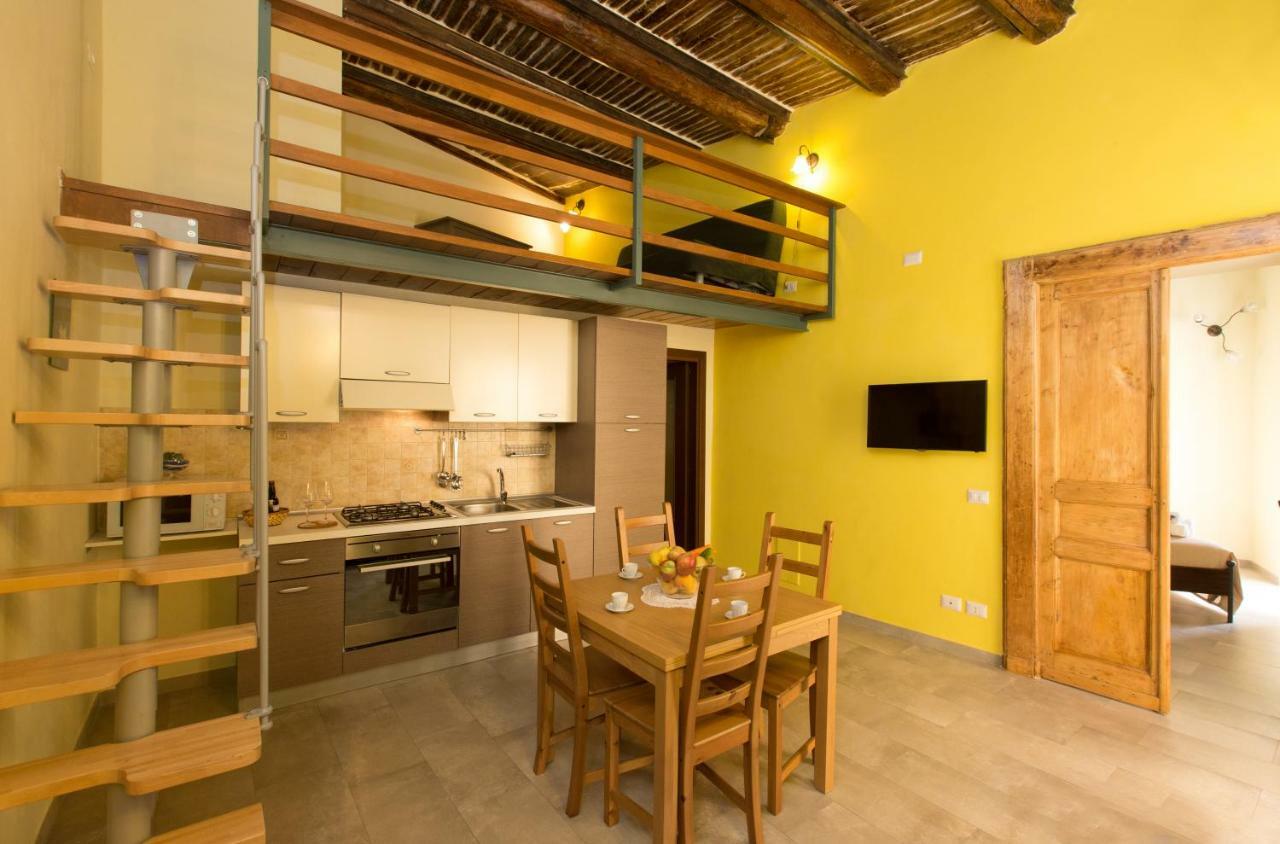 La Fontana Di Rua Catalana Apartment Naples Exterior photo
